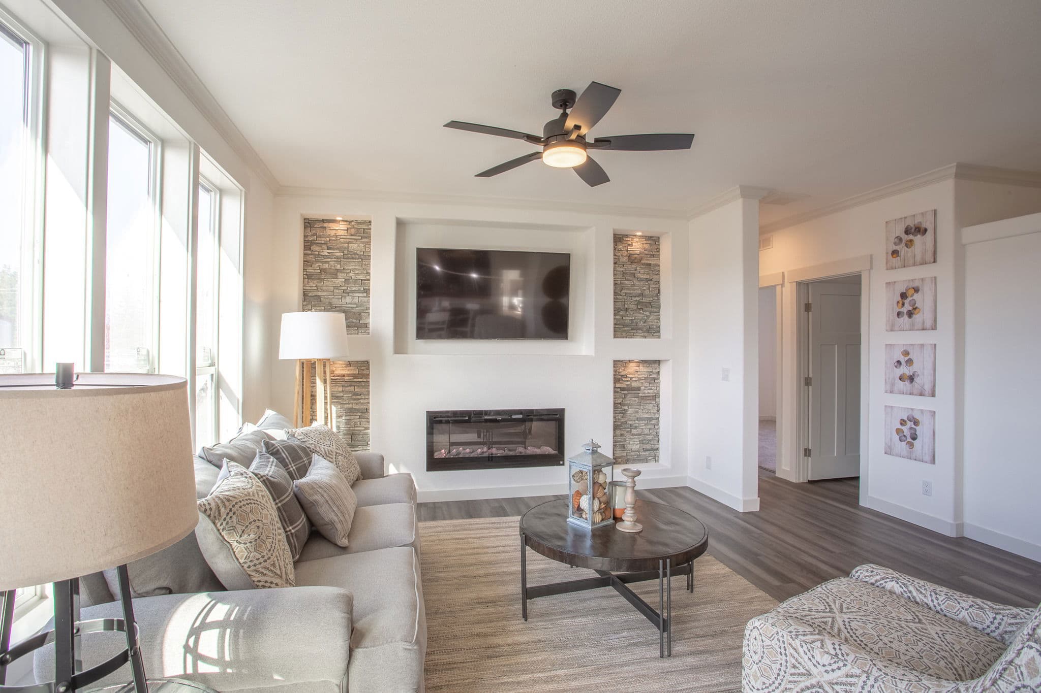 Sequoia interior home features