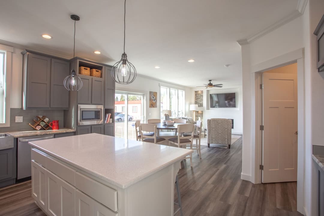 Sequoia interior home features