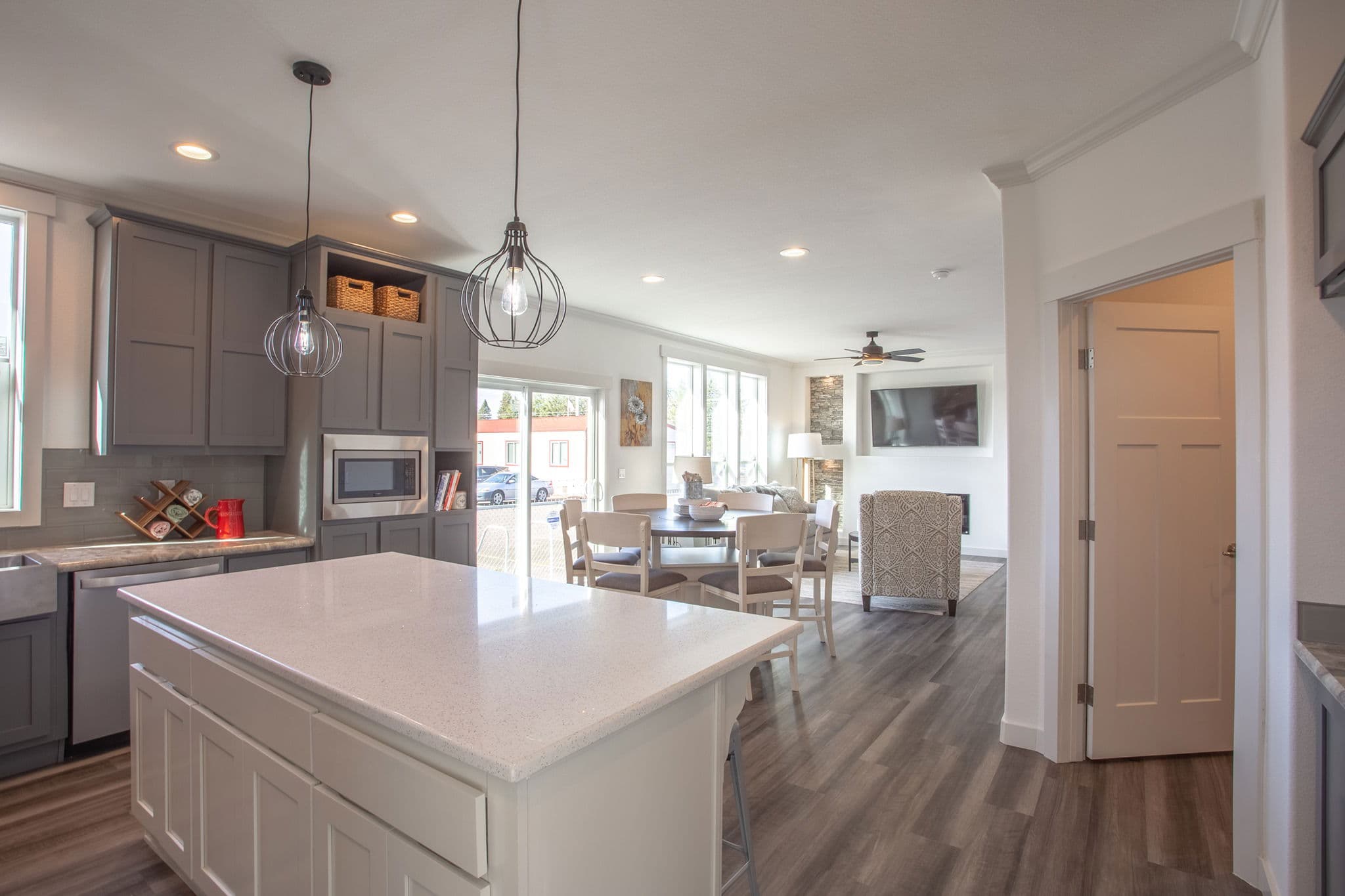 Sequoia interior home features