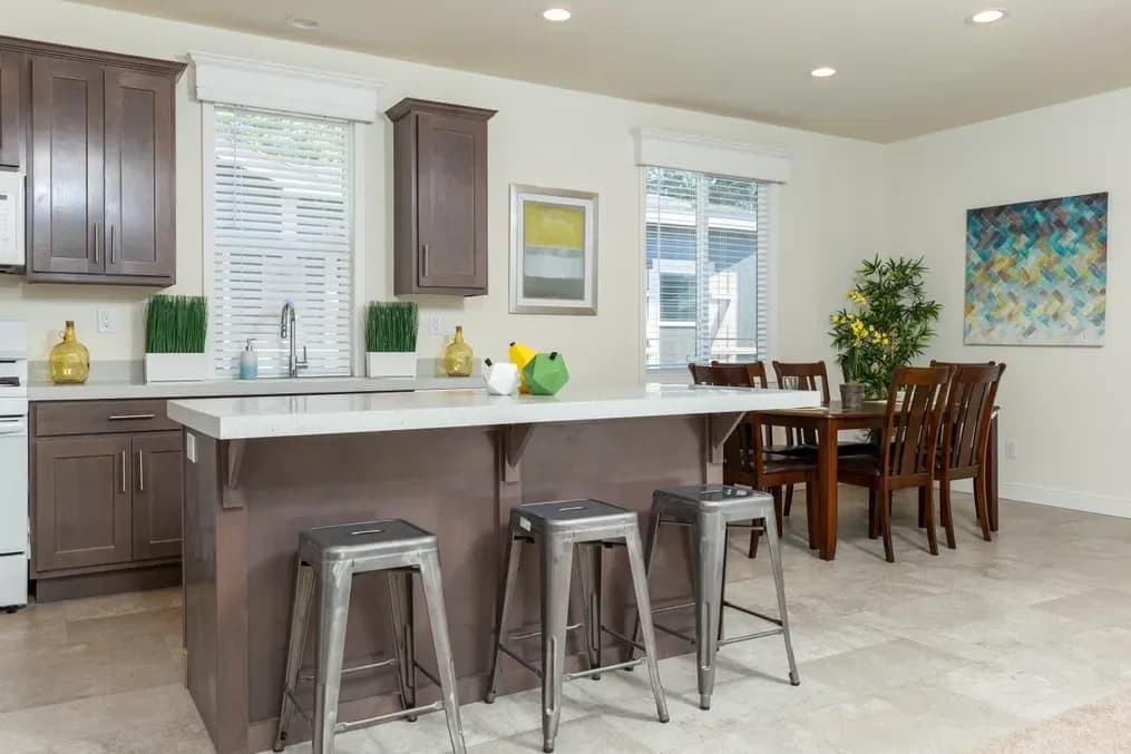 Fairpoint 27543f interior and kitchen home features